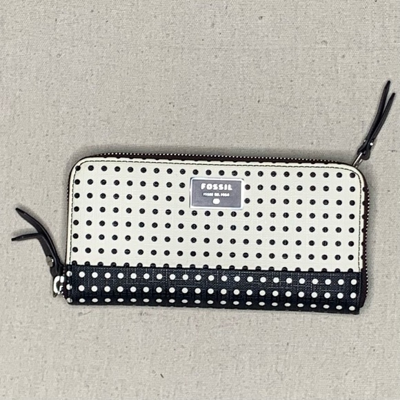 Fossil polka dot clutch wallet - Picture 1 of 6